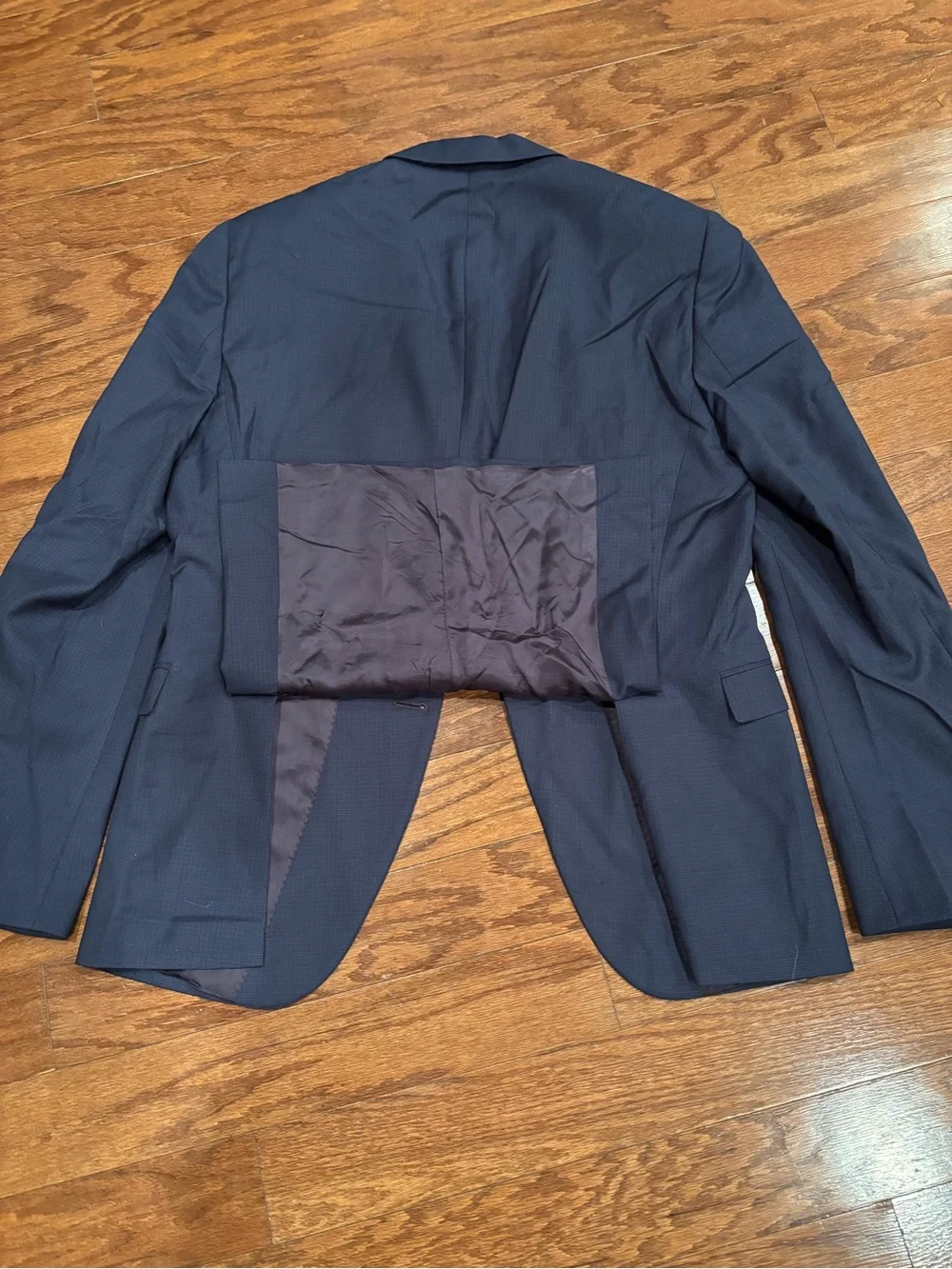 Hugo Boss elegant navy